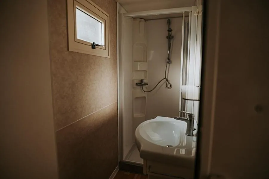 Apartment Tuscanychalets - Chalet Met Airco En Wifi Viareggio Italy
